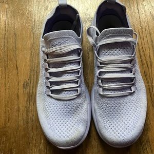 TechLoom Breeze Knit Running Shoe Size 6